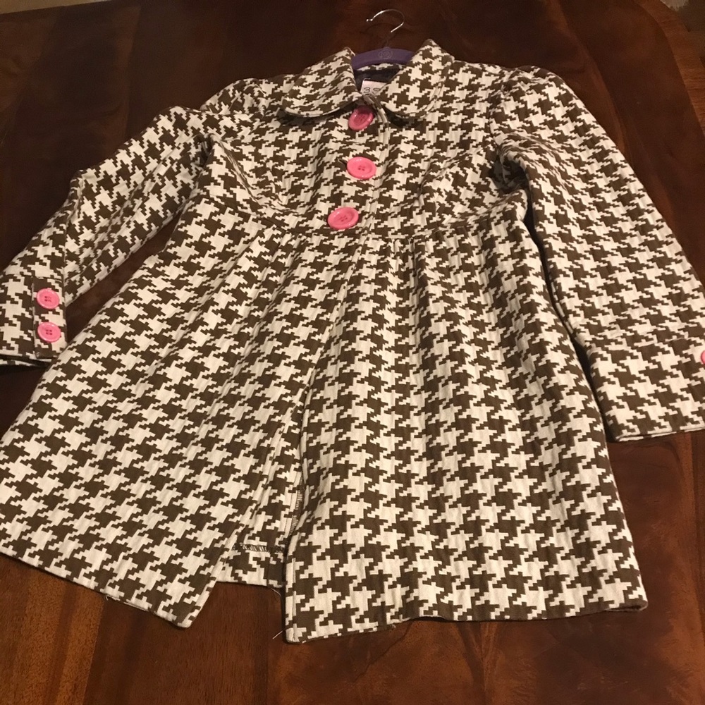 Jacket spring and fall wear.